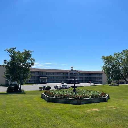 Quality Inn Lakefront Saint Ignace Dış mekan fotoğraf