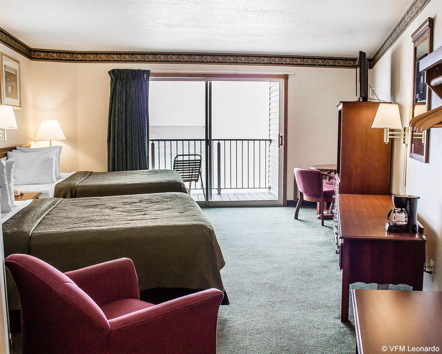 Quality Inn Lakefront Saint Ignace Dış mekan fotoğraf