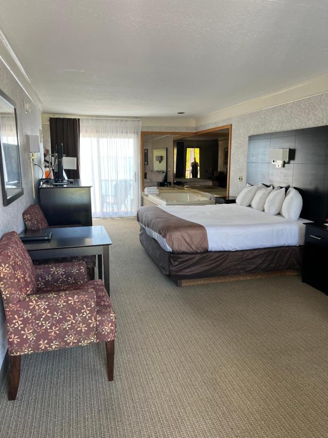 Quality Inn Lakefront Saint Ignace Dış mekan fotoğraf