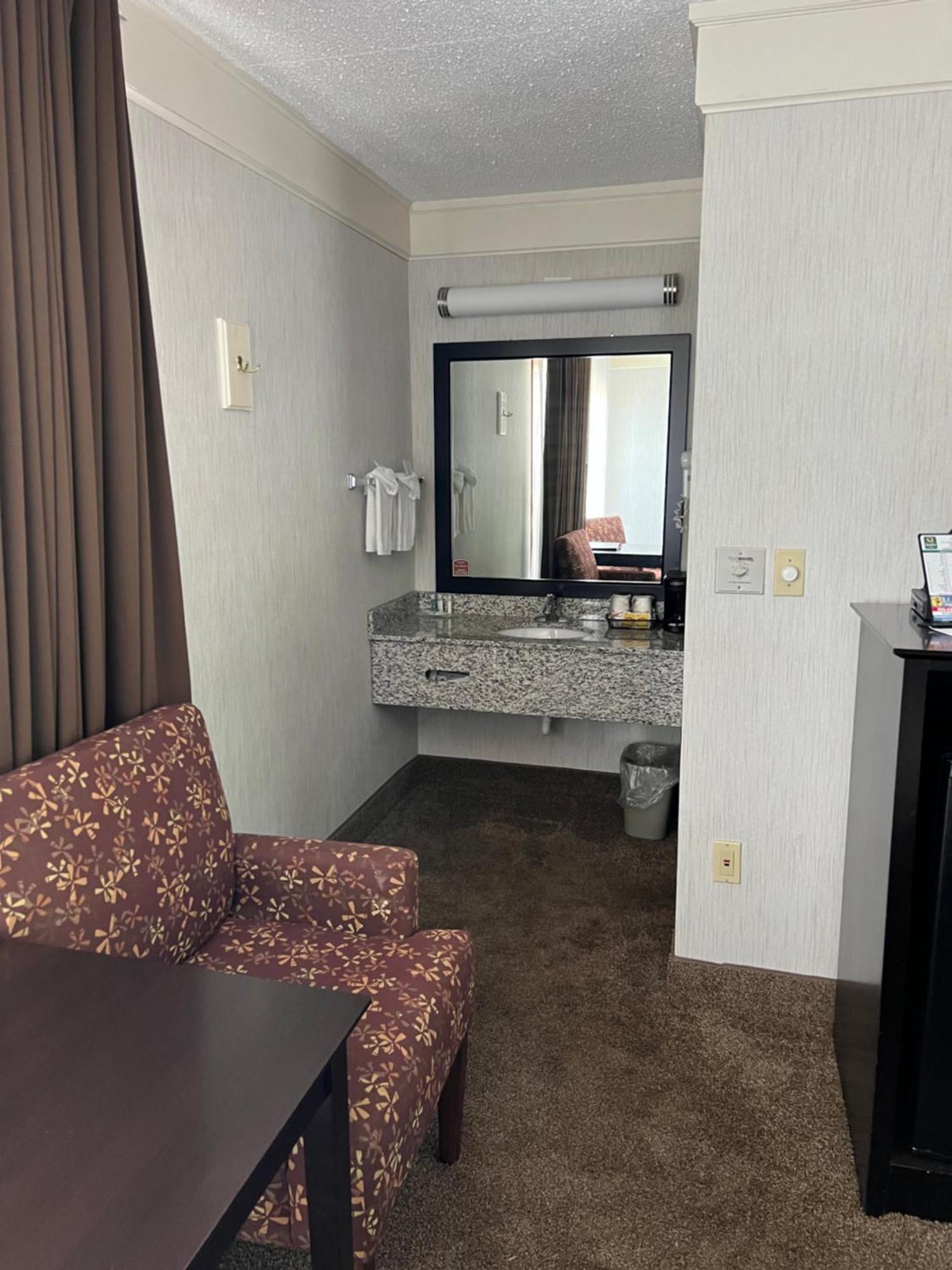 Quality Inn Lakefront Saint Ignace Dış mekan fotoğraf