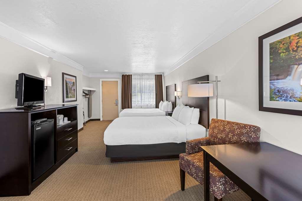 Quality Inn Lakefront Saint Ignace Oda fotoğraf