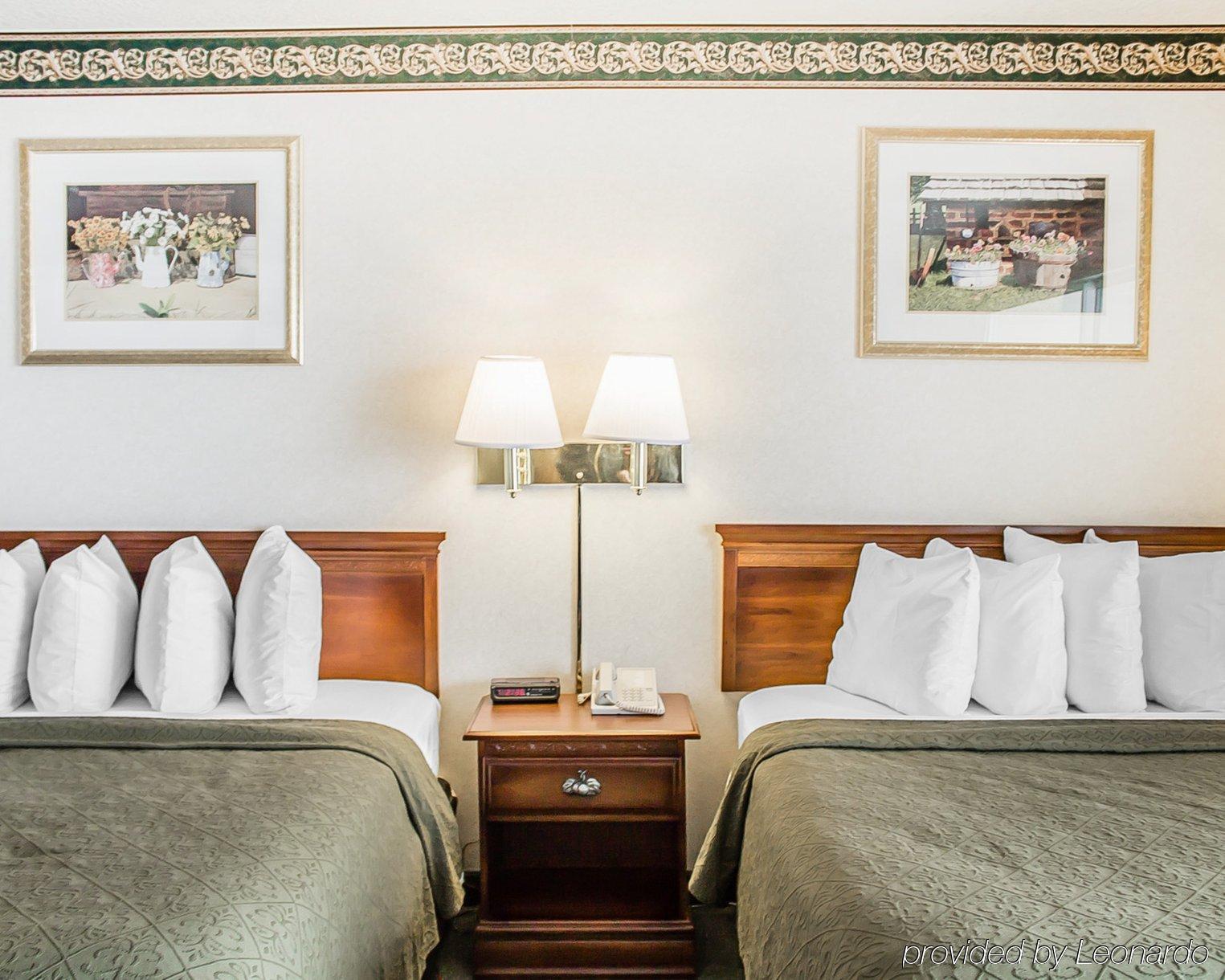 Quality Inn Lakefront Saint Ignace Dış mekan fotoğraf